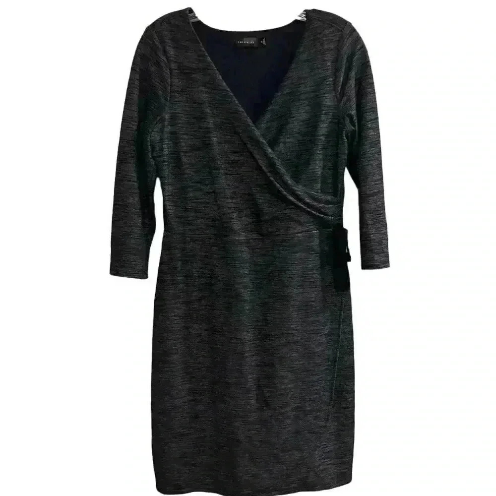 The Limited Women's Blue 3/4 Sleeve Wrap Dress Size M Knee‎ Length